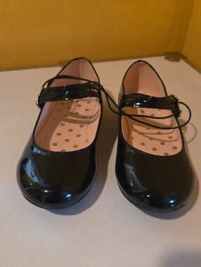 NWT -Girls Black Patent Mary Jane Dress Shoes